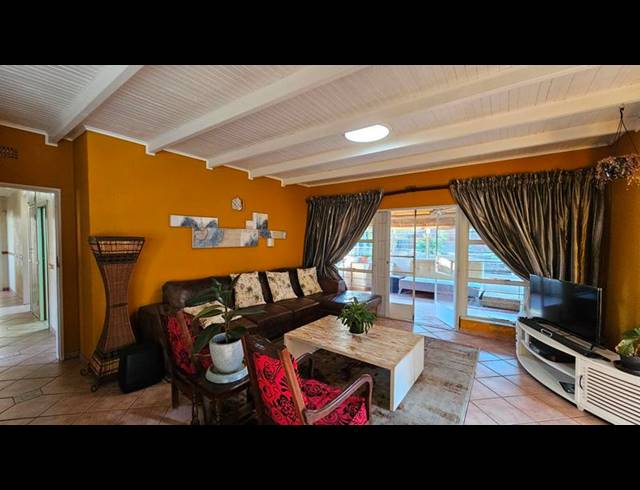 4 BEDROOM HOUSE FOR SALE IN MULBARTON
